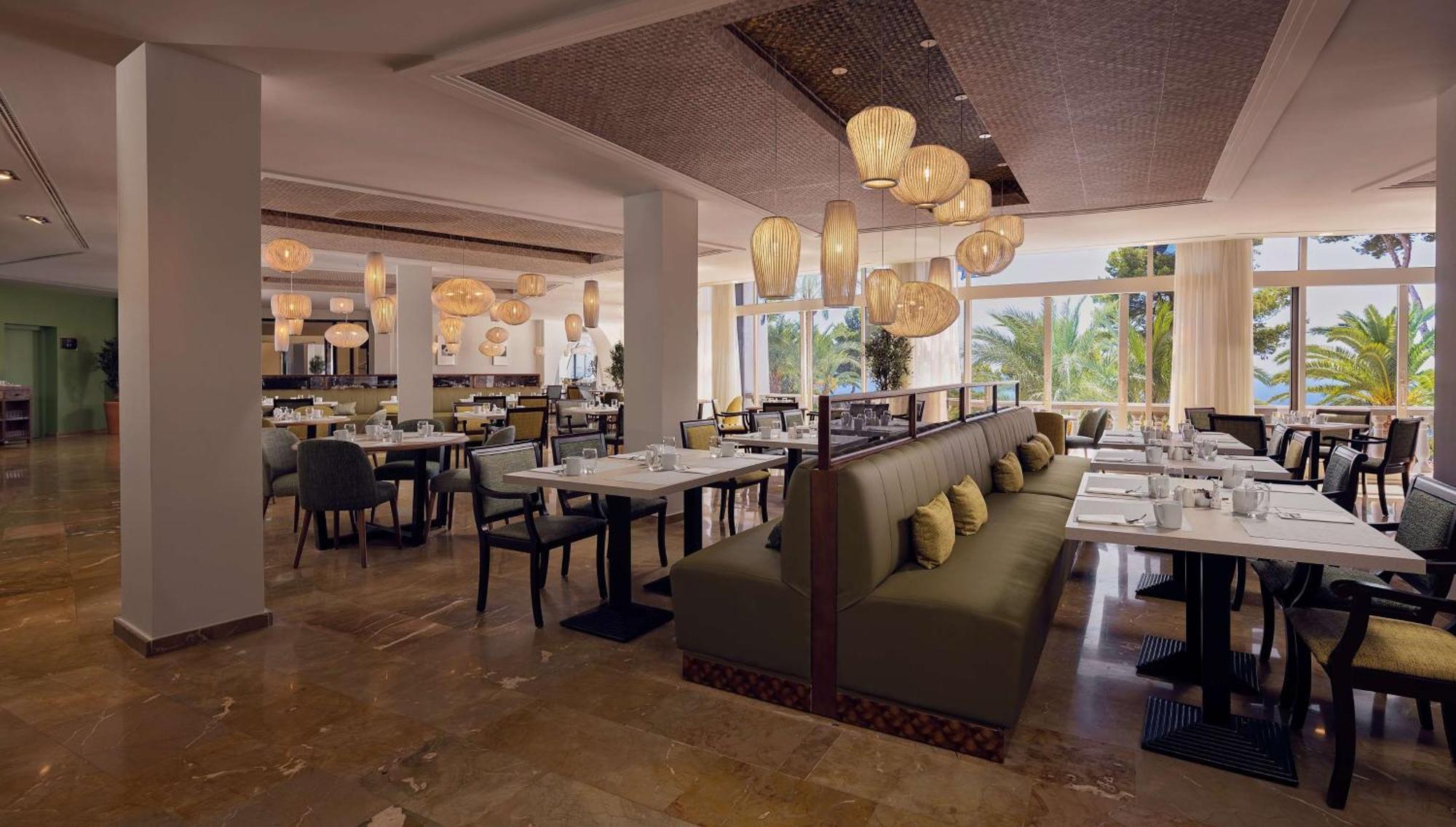 Hilton Mallorca Galatzo ปาเกรา ภายนอก รูปภาพ The restaurant