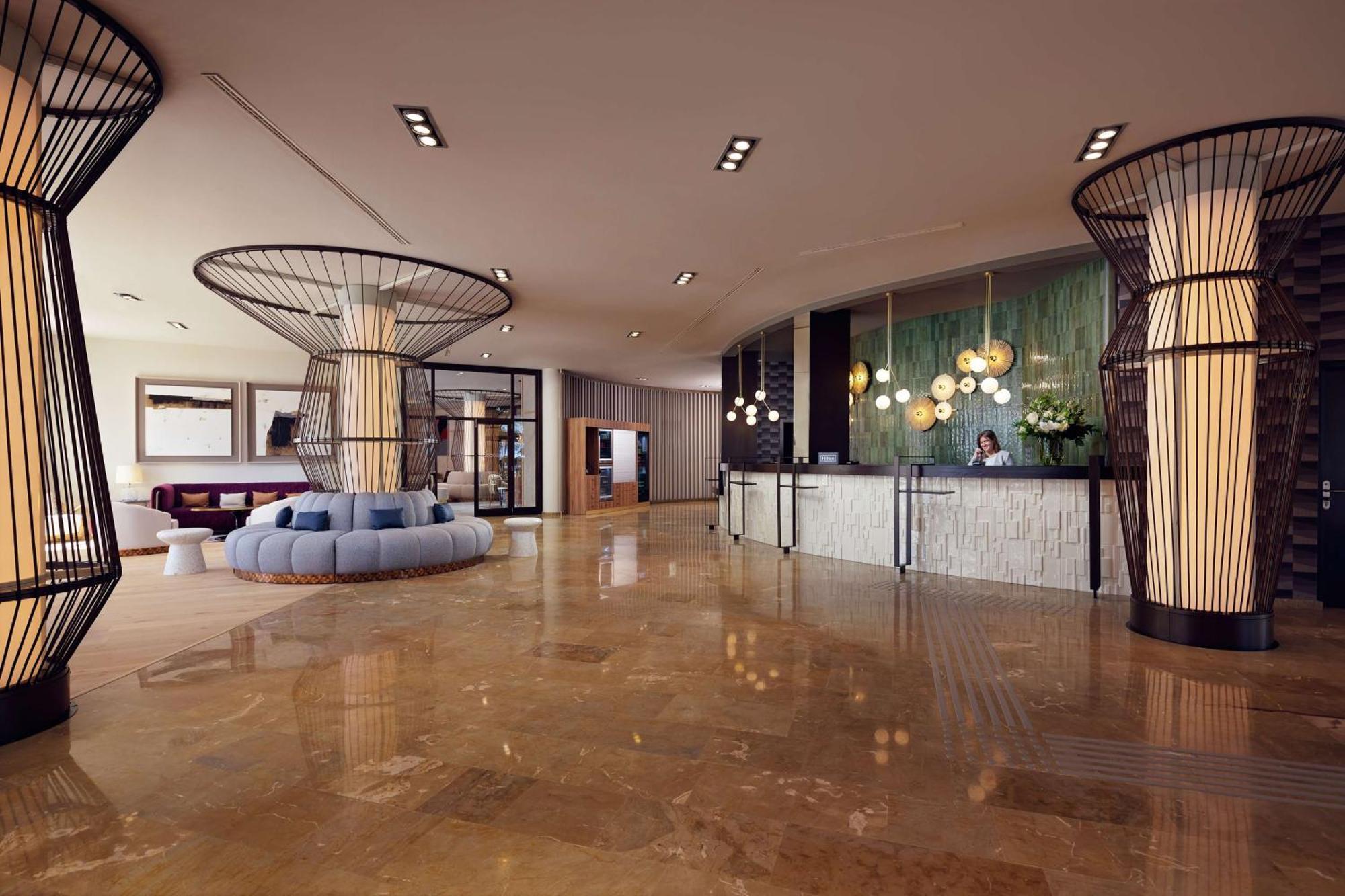 Hilton Mallorca Galatzo ปาเกรา ภายนอก รูปภาพ Lobby