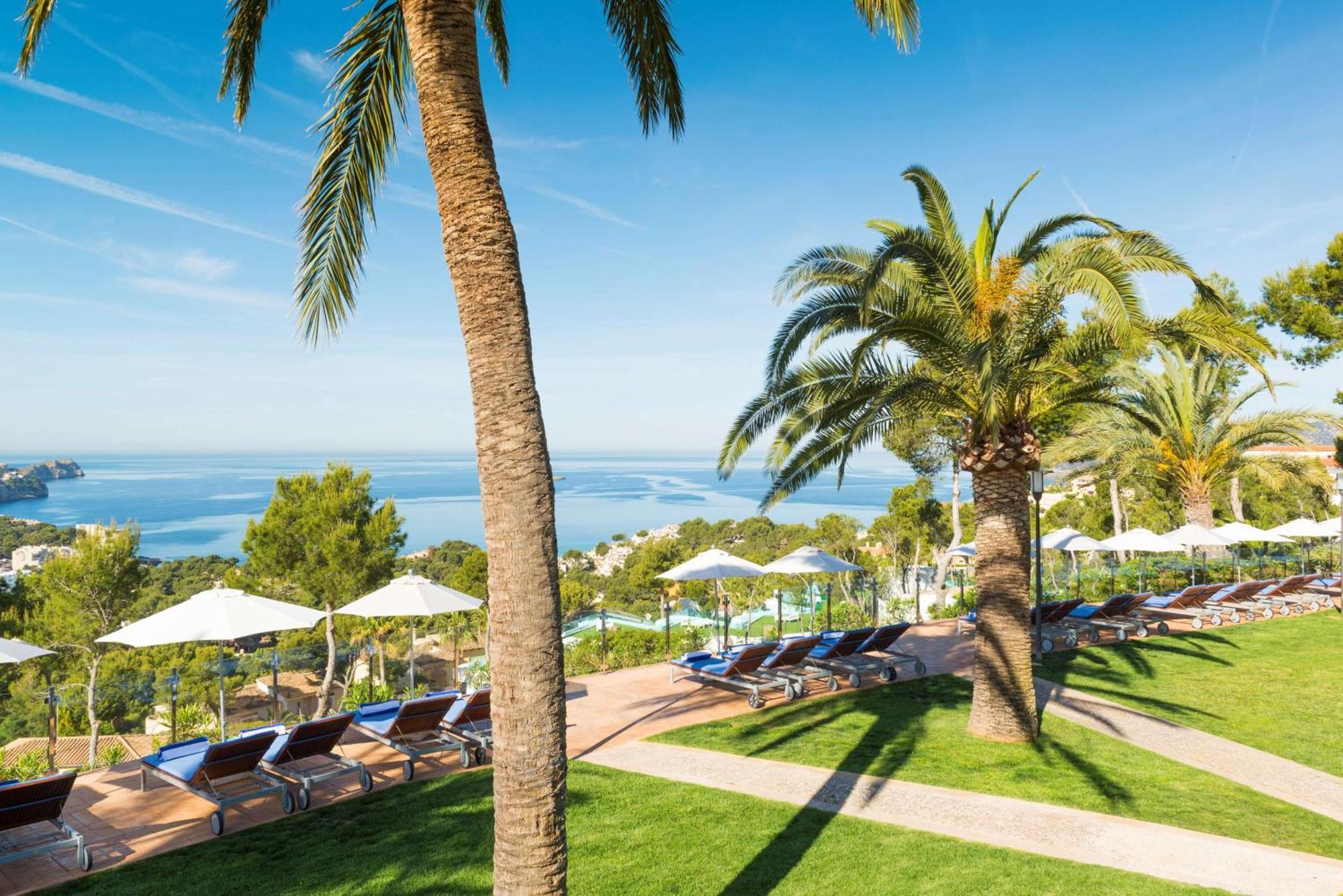 Hilton Mallorca Galatzo ปาเกรา ภายนอก รูปภาพ View of the Mediterranean from the hotel